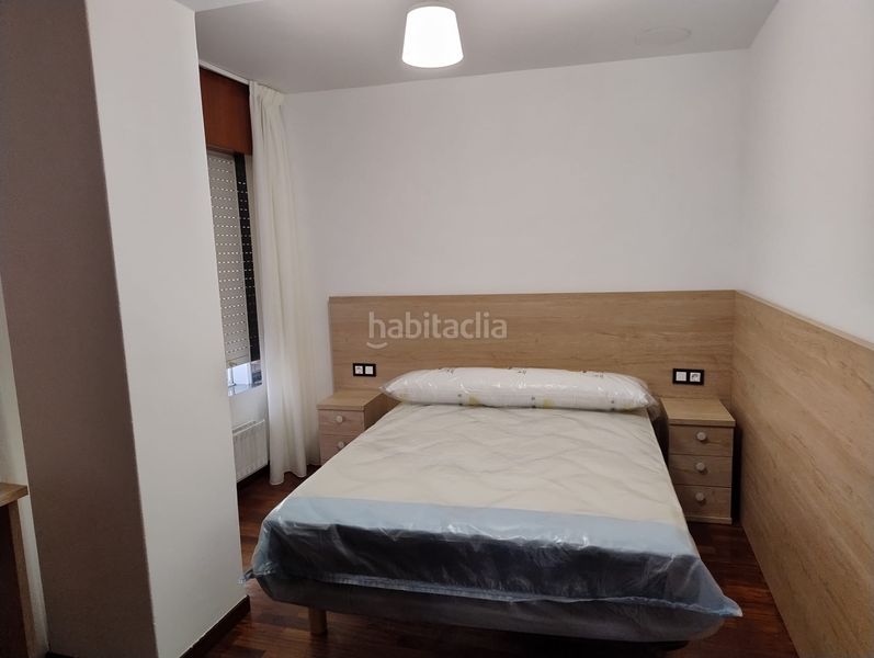 Foto aeb127a7-63f6-4c94-8587-c748448db818. Rent flat with heating parking in Campus Sur - Santa Marta Santiago de Compostela