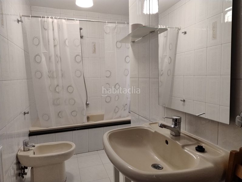 Foto e0eb3c09-6227-47a0-b45c-32c6d8c9c2d8. Rent flat with heating parking in Campus Sur - Santa Marta Santiago de Compostela