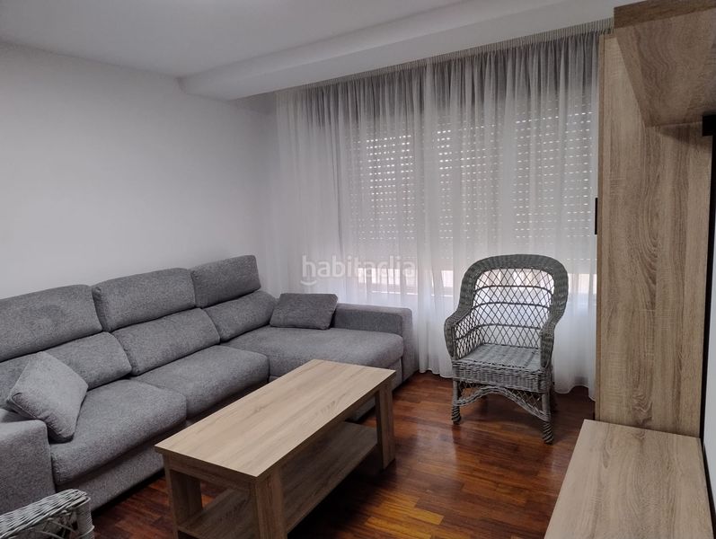 Foto f89d19af-89dc-4799-bcfd-700939330489. Rent flat with heating parking in Campus Sur - Santa Marta Santiago de Compostela