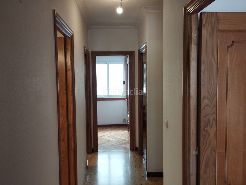 Foto 15eacda6-da63-434d-9a24-d63950454d59. Rent flat with heating in Ensanche - Sar Santiago de Compostela