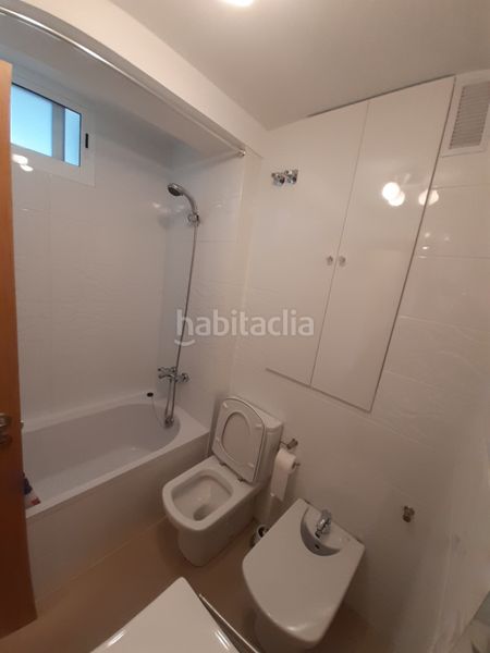 Foto 5dfbe1c2-6bc0-4de1-b4d8-f1fb13e1d97d. Rent flat with heating in Campus Norte - San Caetano Santiago de Compostela
