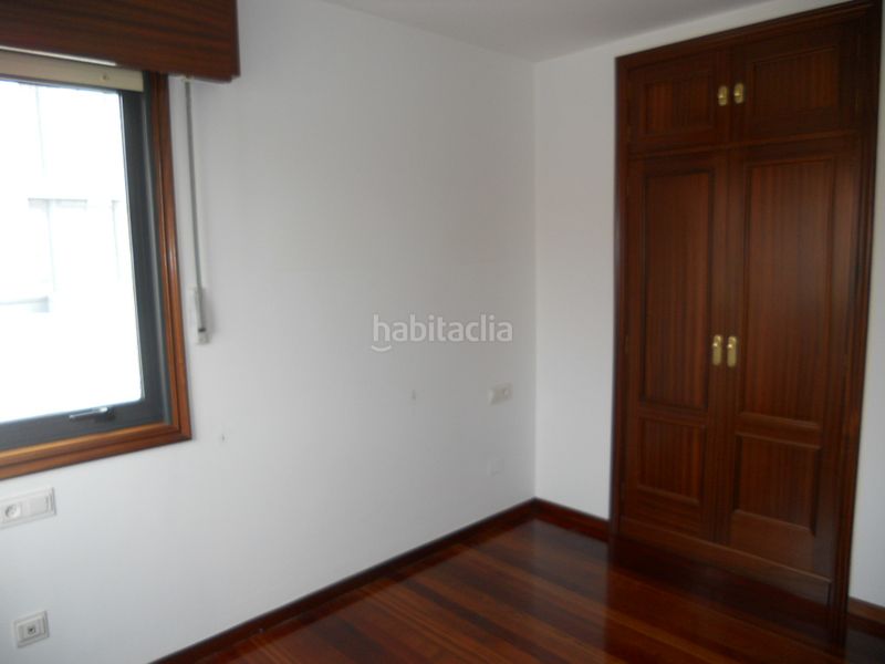 Foto 19aa4ec3-a147-4bdf-a7de-1ac6f8c5da7a. Rent flat with heating parking in Concheiros - Fontiñas Santiago de Compostela