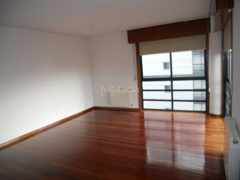 Foto 8bbcd343-6c54-4edd-a202-3b978416c890. Rent flat with heating parking in Concheiros - Fontiñas Santiago de Compostela