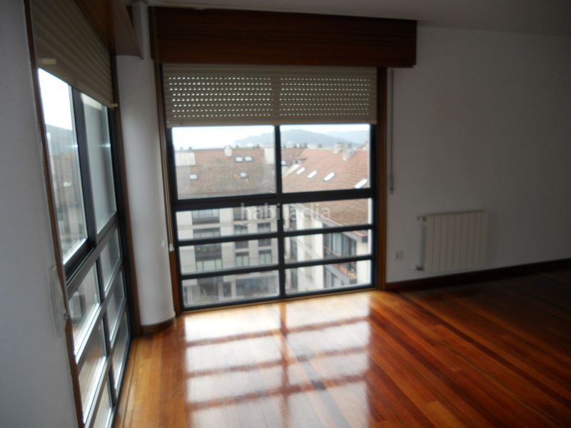 Foto df3f23b0-31fb-4915-b452-b13896af2952. Rent flat with heating parking in Concheiros - Fontiñas Santiago de Compostela