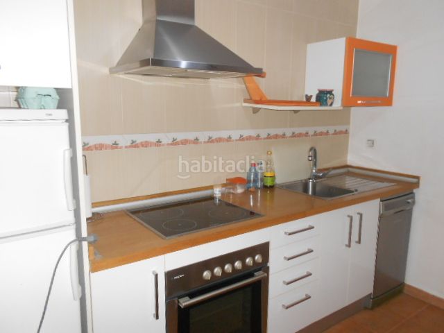 Foto 12a45ebf-c7b4-46bf-915c-576201a8b34b. Rent flat with heating parking in Bertamirans Ames