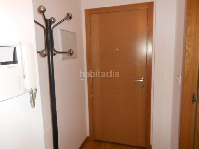 Foto 8df78dd5-fe1f-42cb-adc7-46165e7b4a19. Rent flat with heating parking in Bertamirans Ames
