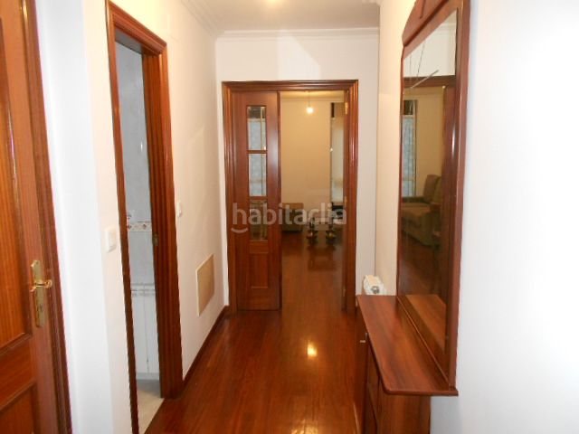 Foto a4af0c2b-22d1-41e4-b3f6-89cf694ed5a4. Rent flat with heating parking in O Milladoiro Ames