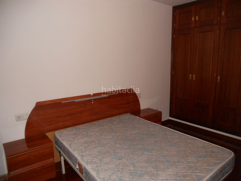 Foto fe66a74e-bb73-4985-90ca-3353e65d844c. Rent flat with heating parking in O Milladoiro Ames