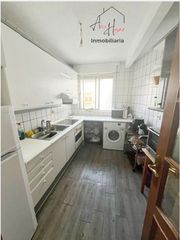Alquiler Piso  Jose jauregui. Piso en alquiler en centro, 3 dormitorios.