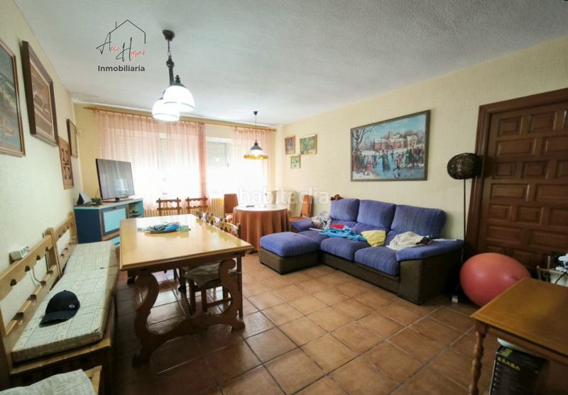 Foto 5ad14dd2-1ec7-46e0-8ef9-e75986de20fb. Chalet with heating parking pool in Villares de la Reina