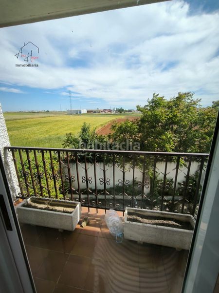 Foto b29f7f5c-1cf4-48d7-94d1-9b1bb6b5283d. Chalet with heating parking pool in Villares de la Reina