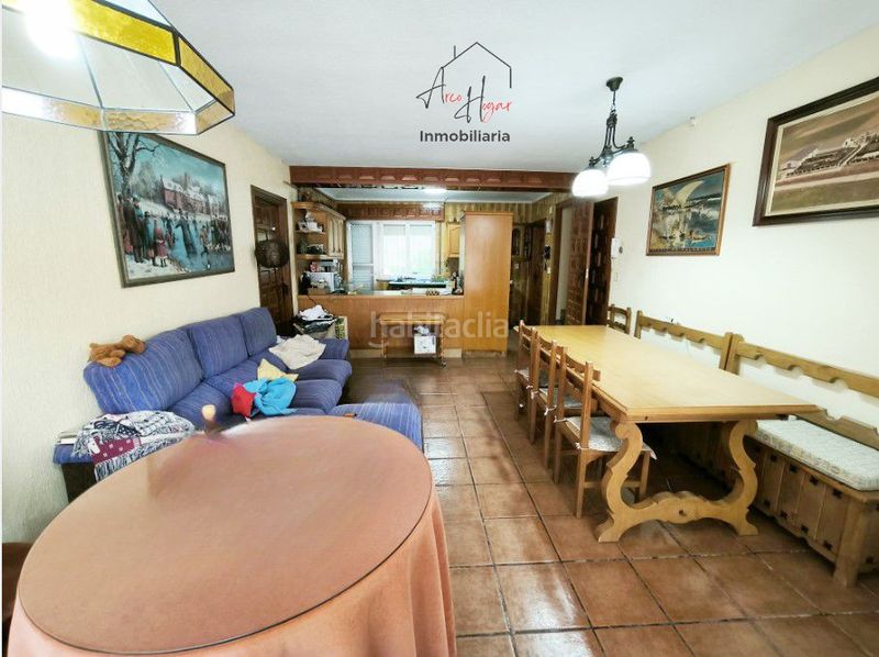 Foto fa760db9-d546-4cfa-a3bd-03d10798c726. Chalet with heating parking pool in Villares de la Reina