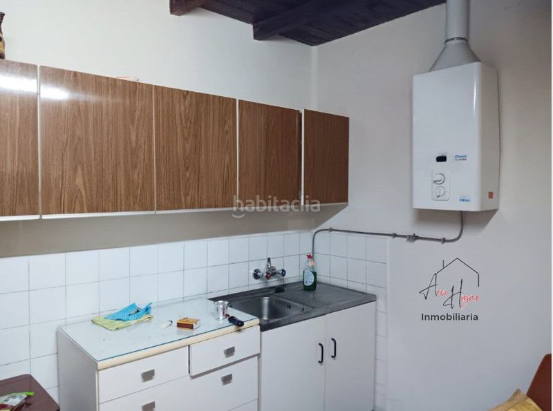 Foto 8b86a306-d3c7-4082-8e85-bb5093f05fba. Casa amb calefacció a Nava de Francia