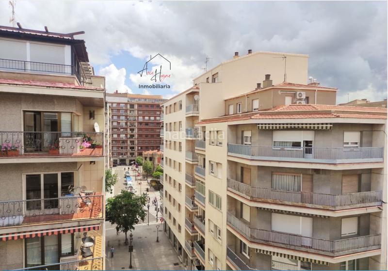 Foto 714aaaa1-c0a0-48bf-b955-fbf394bdfaa7. Alquiler piso  en alquiler en centro, 4 dormitorios. en Salamanca