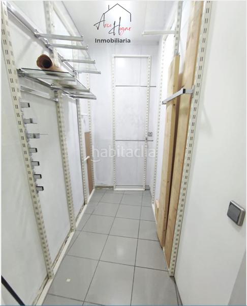 Foto 090bd640-d69d-47d3-bc0b-395a2248d0c0. Alquiler local comercial local com. en alquiler en centro. en Salamanca