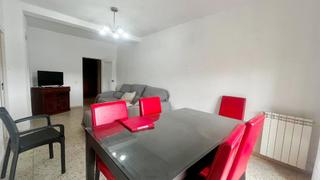 Location Appartement  Navasfrias. Piso en alquiler en estación autobuses, 4 dormitorios.