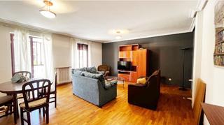 Rent Flat  San blas. Piso en alquiler en centro, 3 dormitorios.