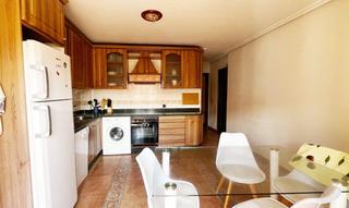 Rent Flat  San blas. Piso en alquiler en centro, 3 dormitorios.