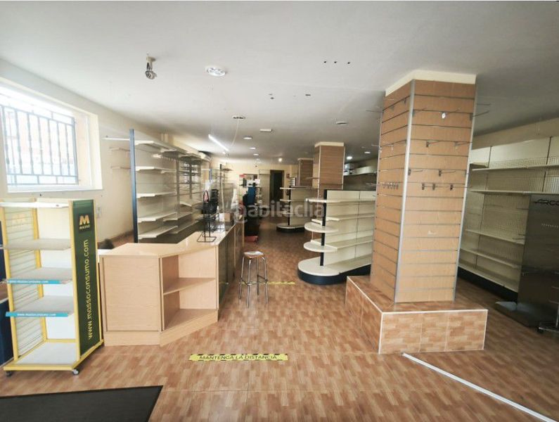 Foto aaf84aae-3419-417e-8bbf-3268518e4779. Affitto locale commerciale in Villares de la Reina