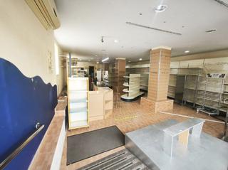 Lloguer Local Comercial  San francisco. Local com. en alquiler en villares de la reina, 1 despacho.