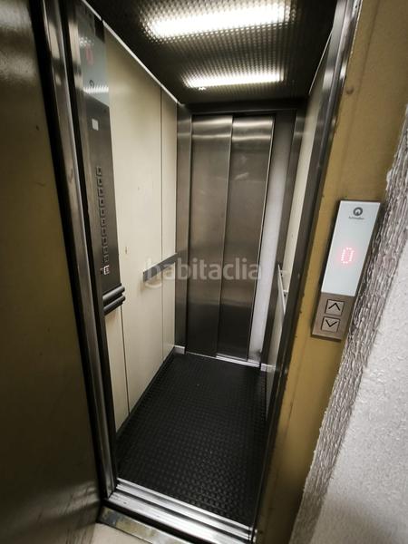 Foto 5f12caa5-f5dd-463a-804d-4959ee15a1ac. Piso  en venta en fco. anaya, 4 dormitorios. en Salamanca