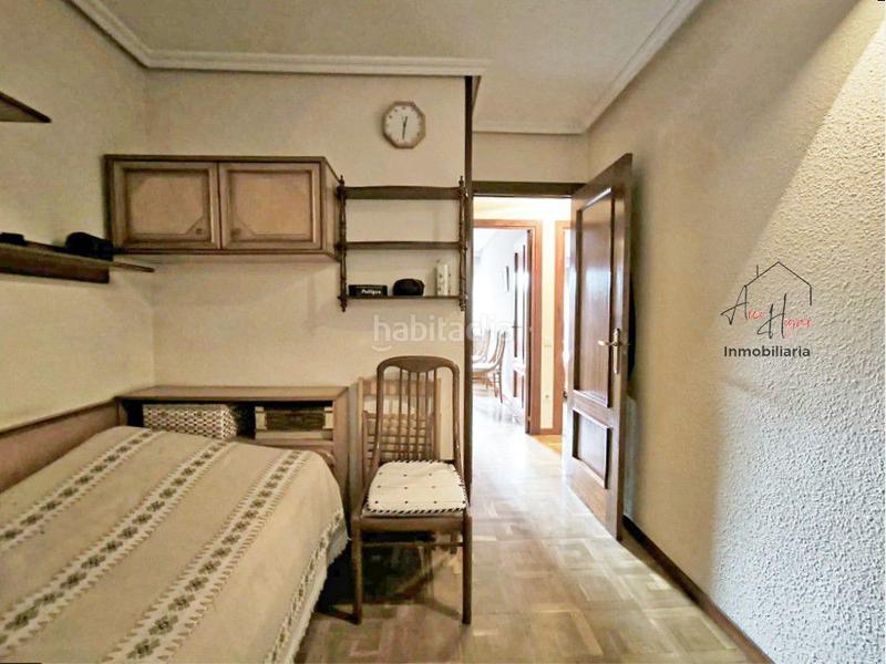 Foto 5f98a8d9-b956-43cd-afe0-e962ef56d7b5. Piso  en venta en fco. anaya, 4 dormitorios. en Salamanca