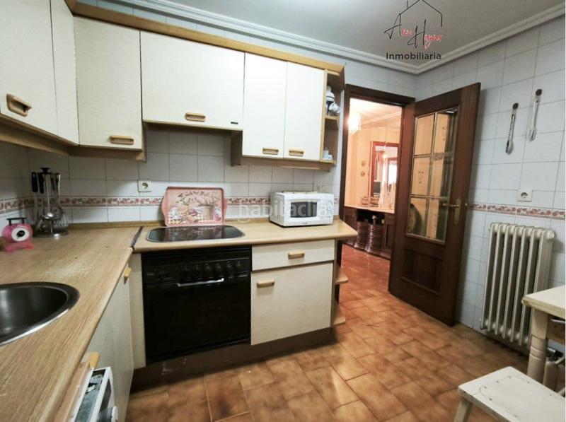 Foto 85c45ba5-6d16-4b1a-8ad9-2297acebda4c. Piso  en venta en fco. anaya, 4 dormitorios. en Salamanca