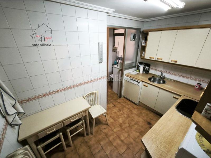 Foto 921a68a9-8be8-431c-9181-14a279956e11. Piso  en venta en fco. anaya, 4 dormitorios. en Salamanca