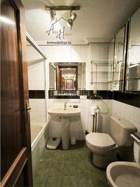 Foto 9cac3912-e377-4927-bbff-5e25066c24e8. Piso  en venta en fco. anaya, 4 dormitorios. en Salamanca