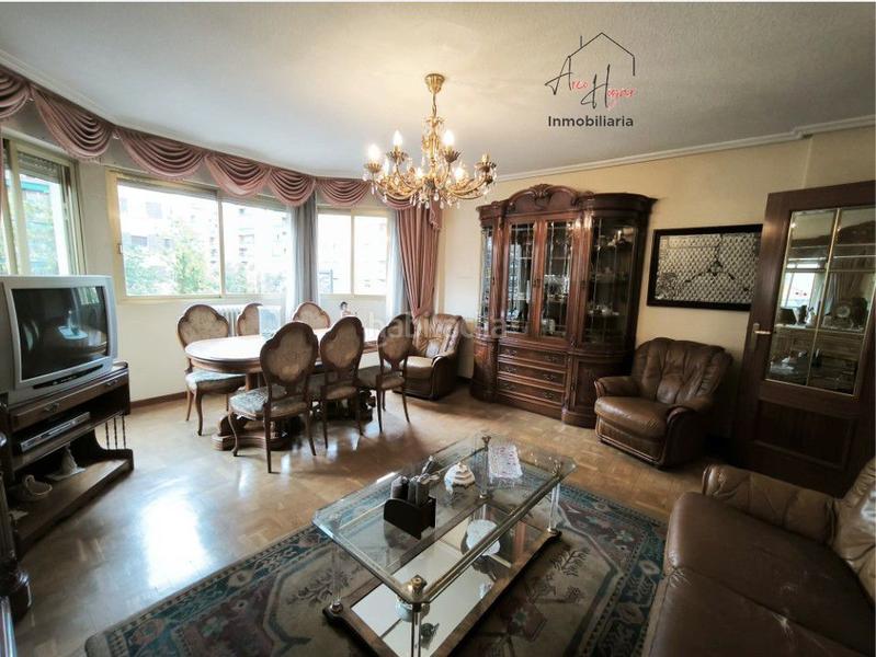 Foto fcc26e10-7bdc-443a-bb2b-1a7440d9d8c9. Piso  en venta en fco. anaya, 4 dormitorios. en Salamanca