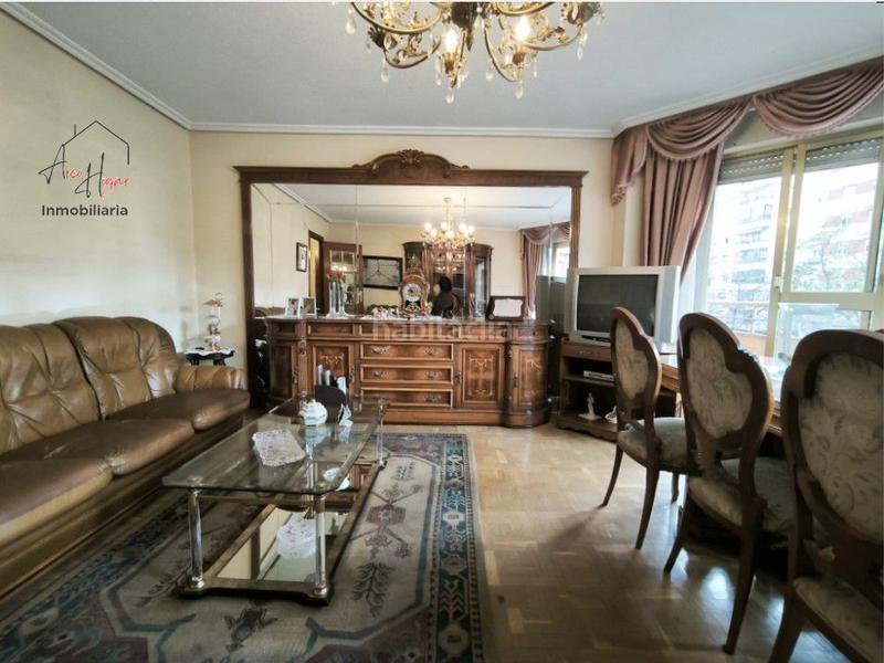 Foto fd49499f-985d-4cec-8eff-4b2a3cec79e3. Piso  en venta en fco. anaya, 4 dormitorios. en Salamanca