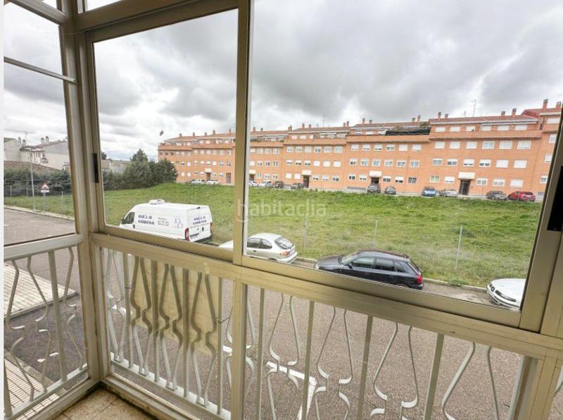 Foto c23176e0-e35a-41b4-9b7f-fb722221c7b7. Pis amb calefacció a Villares de la Reina