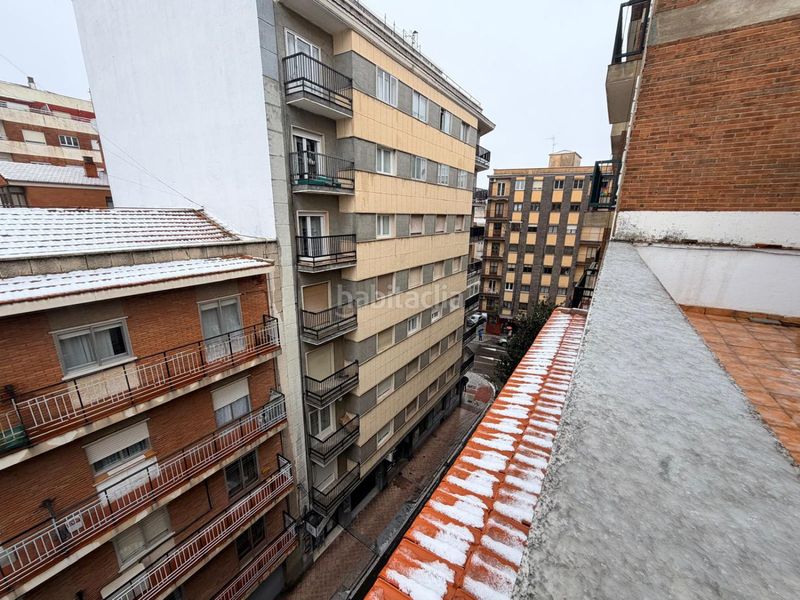 Foto fe5527f5-44f5-40ea-91c0-4fd77e53c75d. Àtic amb calefacció a San Bernardo Salamanca