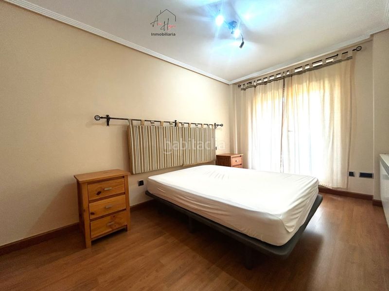 Foto f5a88377-6d07-47e4-a67a-f687ff54f571. Pis amb calefacció aparcament a Villares de la Reina