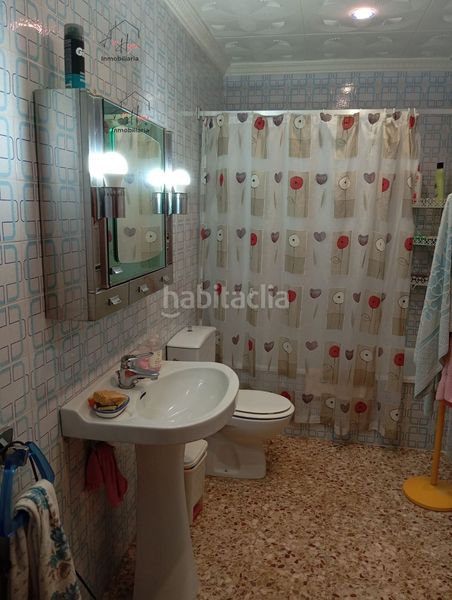 Foto 9bc8bf95-536a-41ed-9153-5fe14a86d975. Haus mit heizung parking in Salmoral