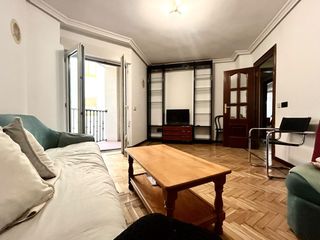 Flat  Francisco vitoria. Piso en venta en centro  rua, 2 dormitorios.