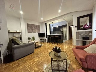 Etagenwohnung  Consuelo. Piso en venta en centro, 2 dormitorios.