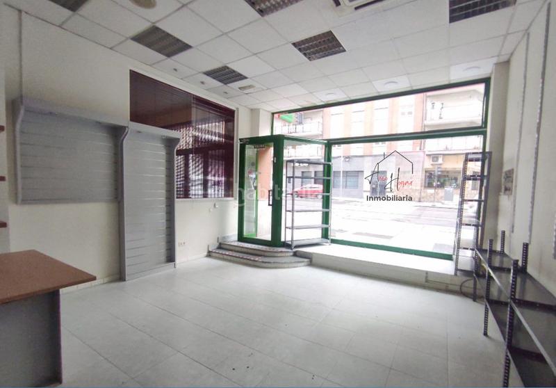 Foto cb419b13-a423-43b2-a436-03b006f8461a. Alquiler local comercial local com. en alquiler en los ovalle. en Salamanca