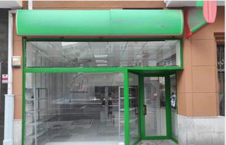 Location Local commercial  Greco. Local com. en alquiler en los ovalle.
