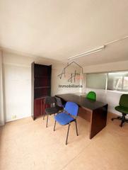 Lloguer Oficina  Avenida de portugal. Oficina en alquiler en avda. portugal, 1 dormitorio.