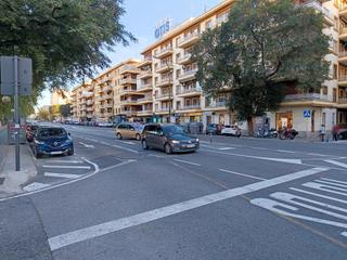 Piso en La Buhaira. Venta piso eduardo dato /manuel casana /san juan de dios