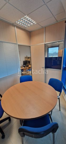 Foto d8d809d0-fbf8-4350-989d-fd7403a45960. Miete büro in calle astronomía 14 in San Jerónimo - La Bachillera Sevilla