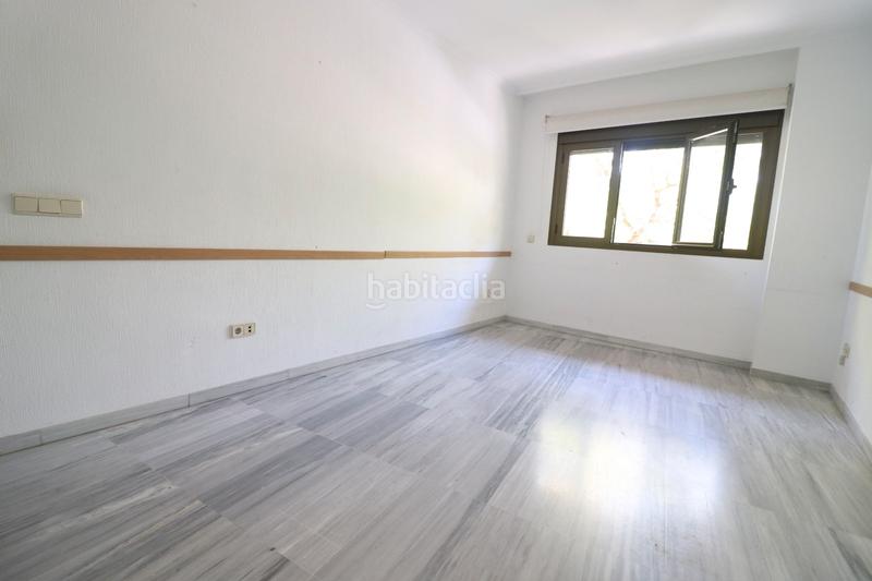 Foto 70036c5b-a4f4-406d-bac3-fc8a51ffe00e. Piso venta de piso zona ramon carande en Parque María Luisa -Giralda Sur Sevilla