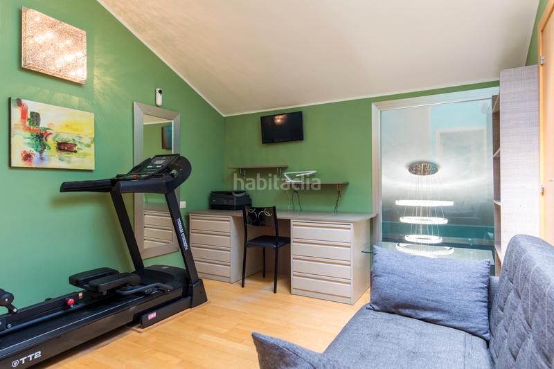 Foto a645306c-f384-4114-99e1-52acf06d8990. Duplex con riscaldamento piscina in Miralbueno Zaragoza