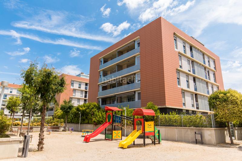 Foto e5b8ecac-9ba9-492c-b6ad-ef079e9f1361. Duplex con riscaldamento piscina in Miralbueno Zaragoza