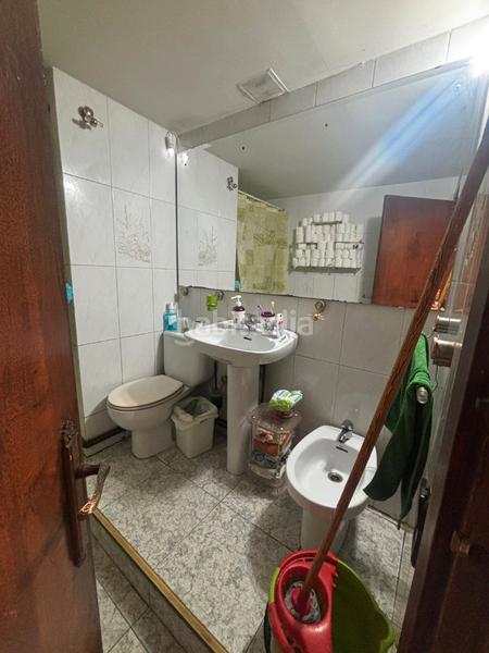 Foto dcf2a092-6141-4d04-a70a-d4a093635e35. Flat with heating in Las Delicias Zaragoza