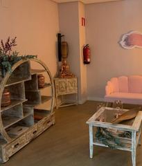 Geschäftsraum in Calle de la Reina Fabiola