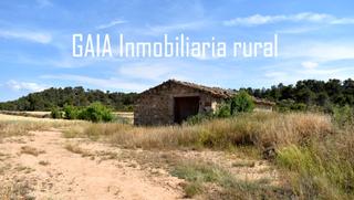 Country house in Maella