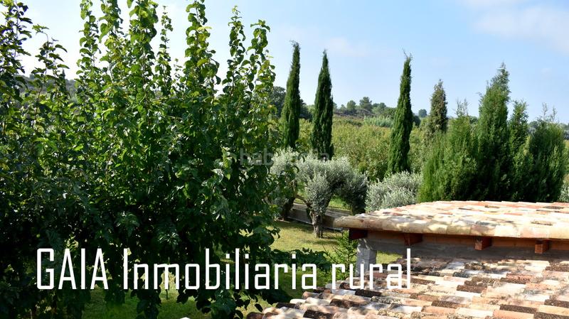 Foto fc599cba-cb27-4146-aaef-786e27fe2f60. Masia a Fabara