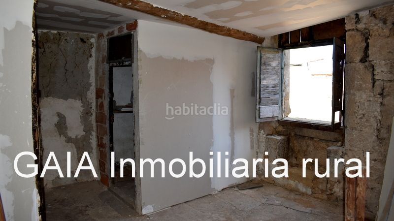 Foto 034b126f-7d11-4e6b-9f50-fefcb7b781ae. Casa adossada a Maella